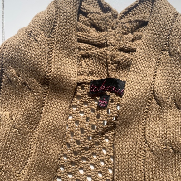 Takeout | Knit Vest - Picture 4 of 4